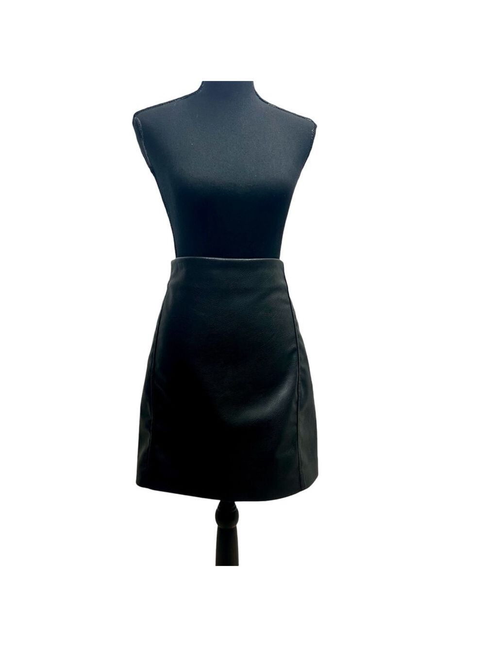 Women's H&M Black faux leather pleather vegan mini Skirt Sz 12 NWOT